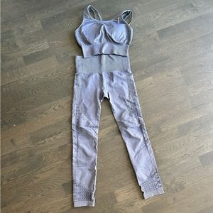 Gymshark flawless matching set (sports bra & leggins)